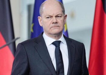 German Chancellor To Probe Christmas Market Attack