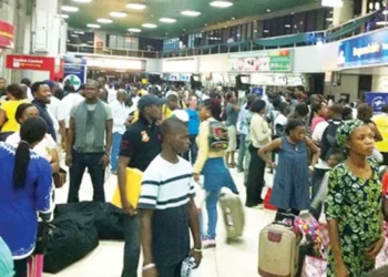 Federal Gov’t Extends Operating Hours For Owerri, Enugu, Other Airports