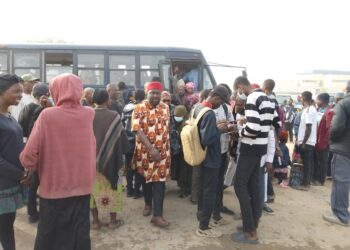 Christmas: Gov Zulum Provides Free Transport To 710 Non-Indigenes In Borno