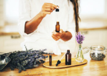 Integrating Essential Oils, Aromatherapy In Health: A Simple Guide