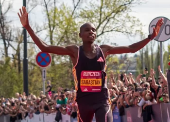 Kenya’s Sawe 5th In All-time List With Valencia Marathon Win