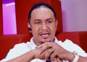 Daddy Freeze Unveils Identity Of 2Baba’s New Lover Amid Divorce Drama