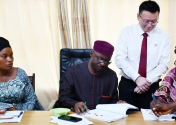 Oyo Agency Signs N16bn Contract For 68km Road Project