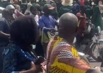 LAUTECH Students Protest Shortage Of Lecturers