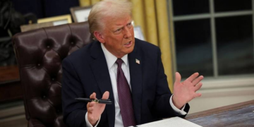 BCU Trump Signs Executive Order To Withdraw US From Paris Climate Change Accord