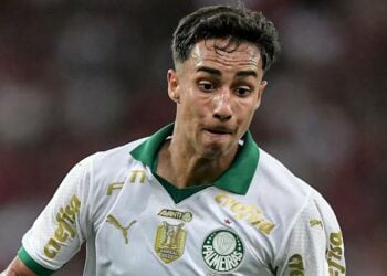 Man City Sign Brazilian Vitor Reis From Palmeiras