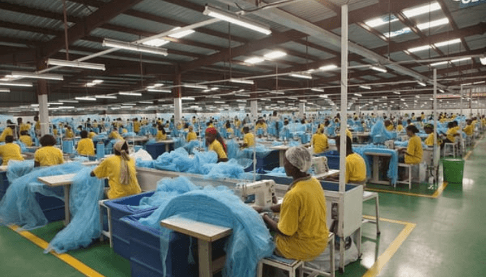 Operating Cost Reduction: SMEDAN, UNDP Unveil Solar-powered Garment Hub 1 CTG sector 1