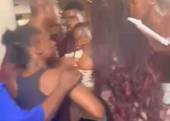 UNIZIK Female Student Bites Lecturer During Argument Over TikTok Video