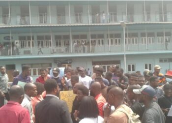 Power Outage: UI Medical Students Protest, Seek Federal Govt’s Intervention