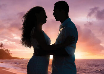 Body Language Secrets To Instantly Build Trust, Respect In Marriage