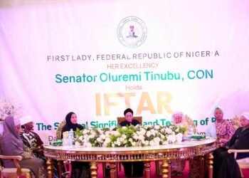 Tinubu Working To Ease Hardship, Says First Lady