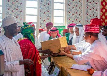 Saudi Arabia Distributes 50 Tons Of Dates To Nigeria