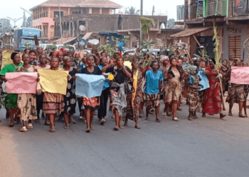 Enugu Women Protest Herdsmen Attacks, Block Highway