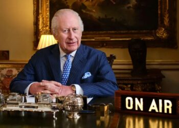 ‘I Love Pidgin English,’ King Charles Praises Davido’s Music On Apple Playlist