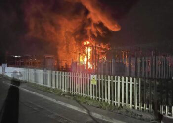 Passengers Stranded As London Heathrow Airport Closed Over Fire Incident