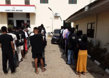 EFCC Arrests 40 Suspected Internet Fraudsters With Pants, Charms In Niger