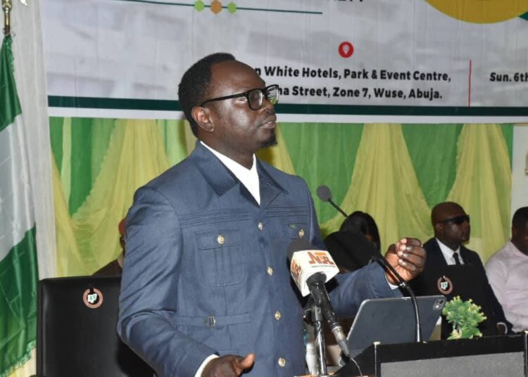 Minister for Youth Dev't, Ayodele Olawande.