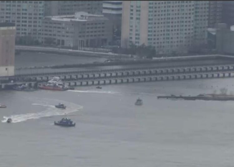 Helicopter Crashes Into Hudson River In New York