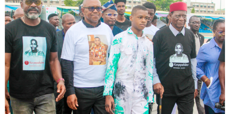 L-R: Mr Tagbo Okeke; former LP presidential candidate, Peter Obi; Kanyeyachukwu Tagbo and family members and friends