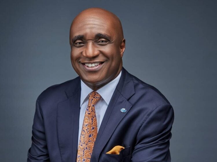 Pastor David Ibiyeomie