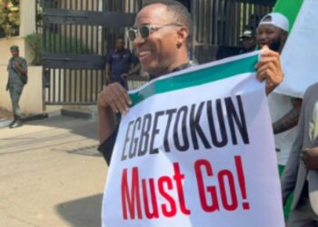 Sowore Leads Protest To Police Headquarters, Demands Removal Of IGP Over Alleged Illegal Tenure Extension