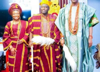 PICTORIAL: Soun Pays Alaafin Courtesy Visit Days After Coronation In Oyo