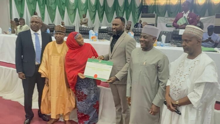 Federal Gov't Presents Licence To Isaac Balami Varsity Of Aeronautic As Institution Kicks Off