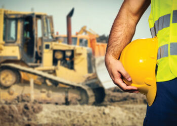 Grinding Gears: Hidden Health Hazards Facing Heavy-duty Machinery Workers