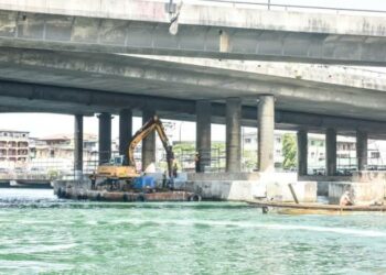 Dredgers Deny Responsibility For Poor State Of Lagos Bridges