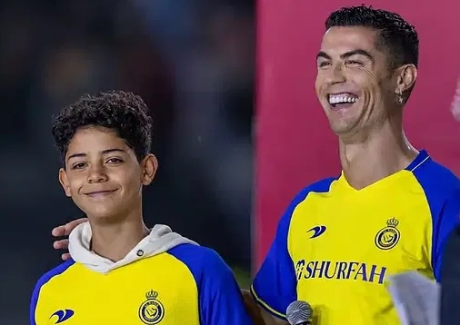 Cristiano Ronaldo’s Eldest Son Gets Portugal Call-up 1 Cristiano dos Santos and father