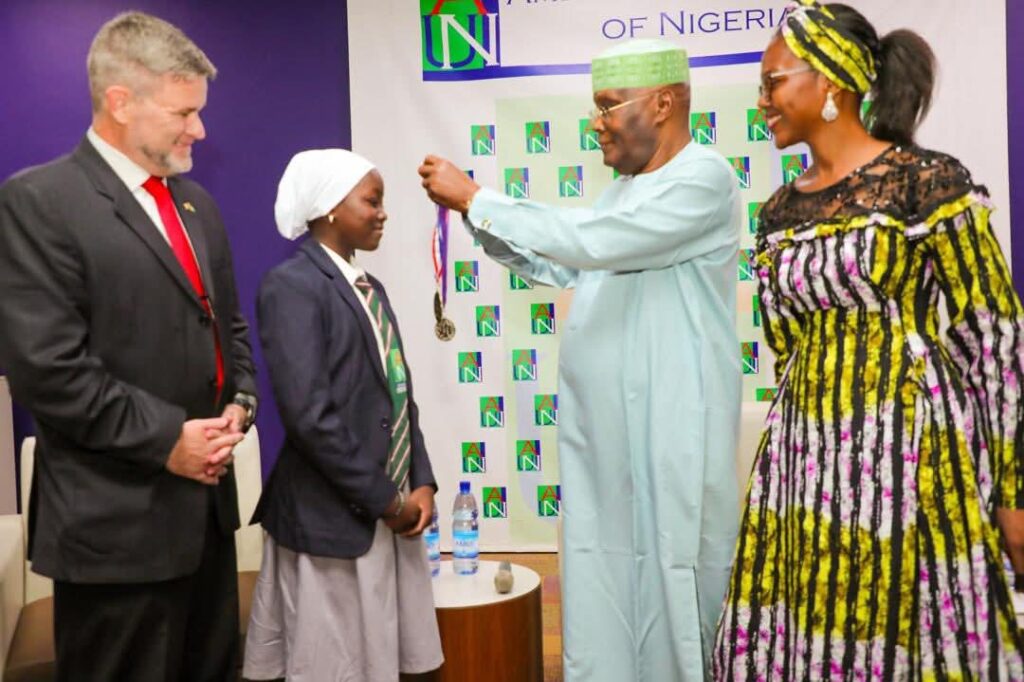 Atiku meets idp girl turned chess champion