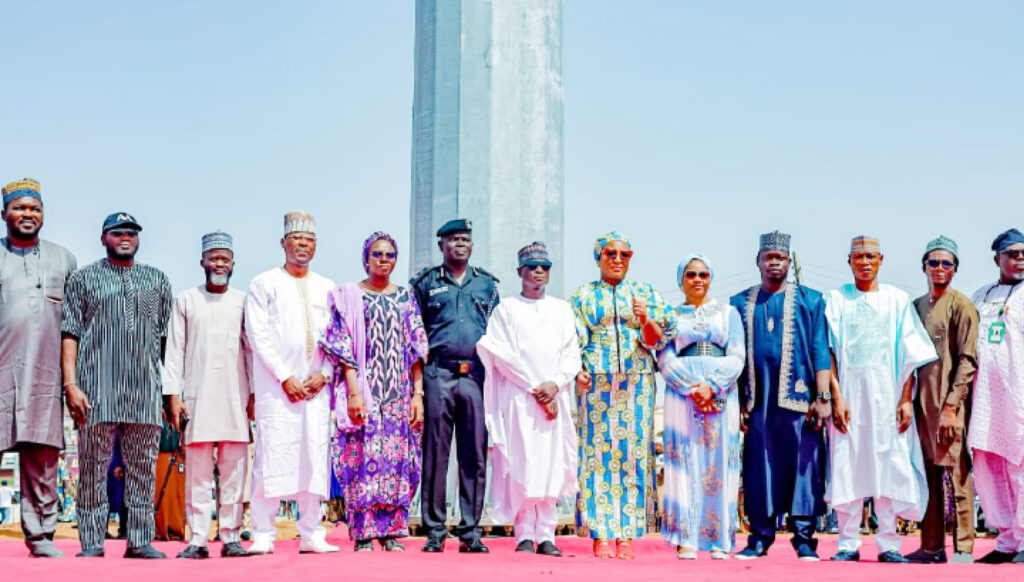 Excitement As Kwara Hoists West Africa's Tallest Flagpole, NOA Applauds ...