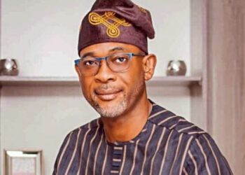APC Adjourns Stakeholders Meeting As Ex-ALGON President Slumps In Lagos