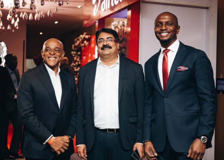 L-R: Airtel Ambassador, Mr. Farooq Oreagba; CEO, Airtel Nigeria, Mr. Dinesh Balsingh, and IK Osakioduwa (the MC), at the official launching of Airtel Spam Alert Service in Lagos, recently.