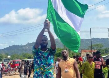 Protesting Youths Block Highway Over Kidnappings, Poor Infrastructure In Edo