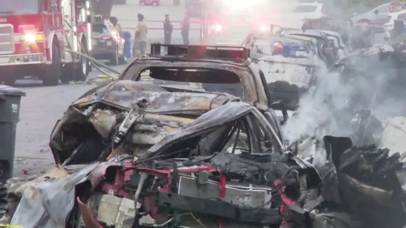 Many Feared Dead As Jet Crashes Into Homes In San Diego