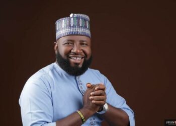 Ladoja Accuses Opposition Parties Of Fueling Faction In NANS   