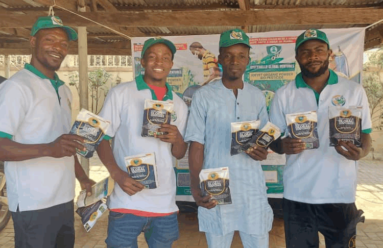 Young farmers trained on the local production and application of Joevett Powder
