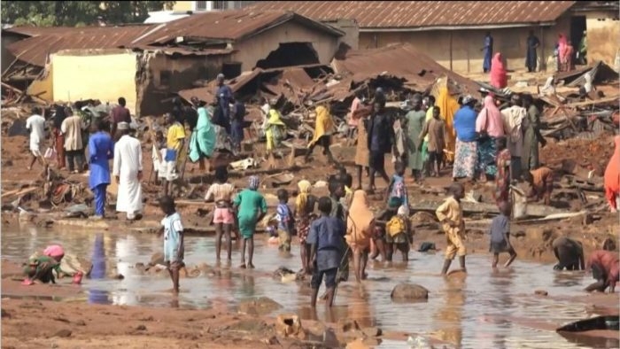 Mokwa Flood: 5 More Bodies Recovered, NSEMA Says 17 LGAs Vulnerable 1 Flood 1 768x432 1 700x394 1