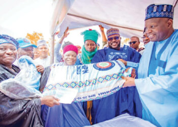 Governor Inuwa Yahaya Flags-Off 2025 Farming Season With Subsidised Fertilizer Rollout