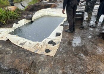 PICTORIAL: Navy Dismantles 5 Illegal Refineries, 21 Reservoirs In Rivers