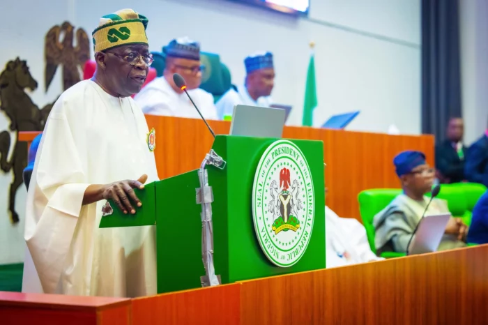 Tinubu presents budget 2024 A e1717247879932