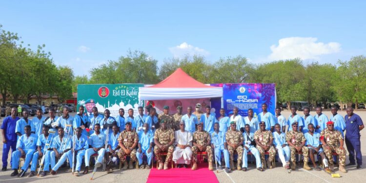 Zulum Donates N100m To Wounded Soldiers