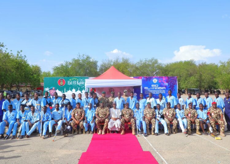 Zulum Donates N100m To Wounded Soldiers