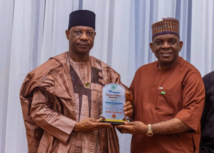 Akutah Receives NUJ Award For Excellence