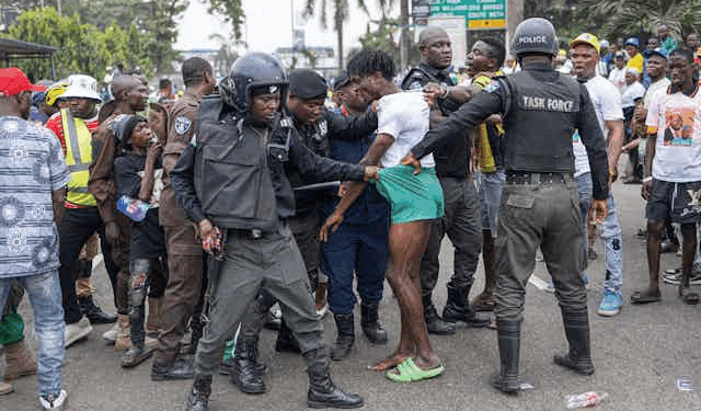 Lagos Taskforce Busts Drug Peddlers' Hideouts