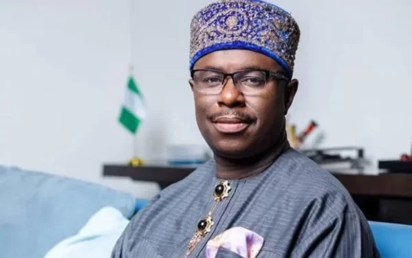 Masobe Unveils New Essay Collection On Nigeria’s Turbulent Journey
