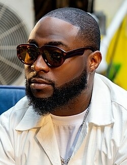 Governor Fintiri Hosts Davido Ahead Of Adamawa Concert 1 Davido