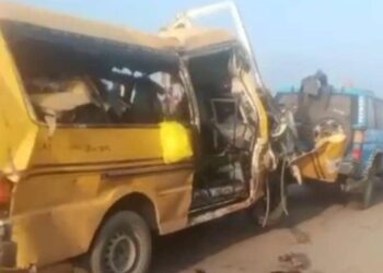 8 Die As Commercial Bus Rams Into Truck In Lagos
