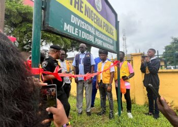 Rotary Club Repaints Police Building In Rivers